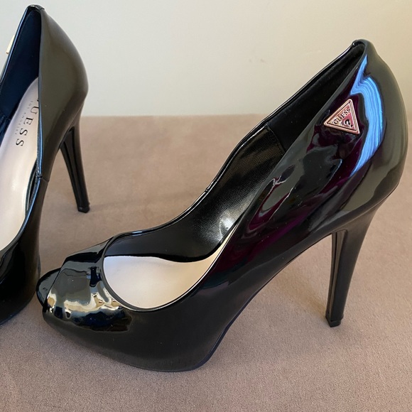 Guess peep toe black stiletto size 5 - Picture 3 of 10